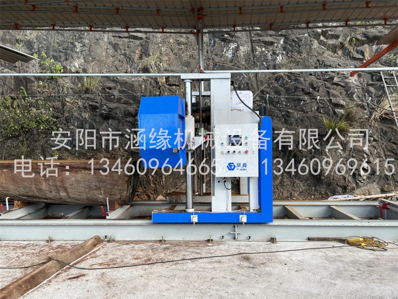 重型數控六刀圓木車床