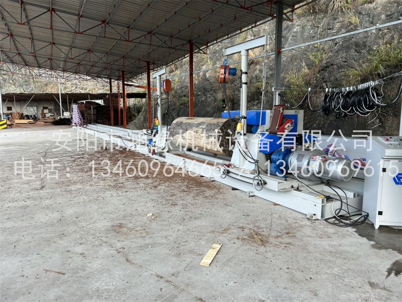 重型數控六刀圓木車床