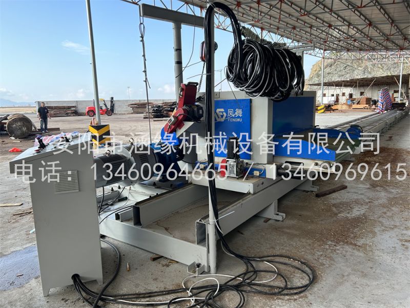 重型數控六刀圓木車床